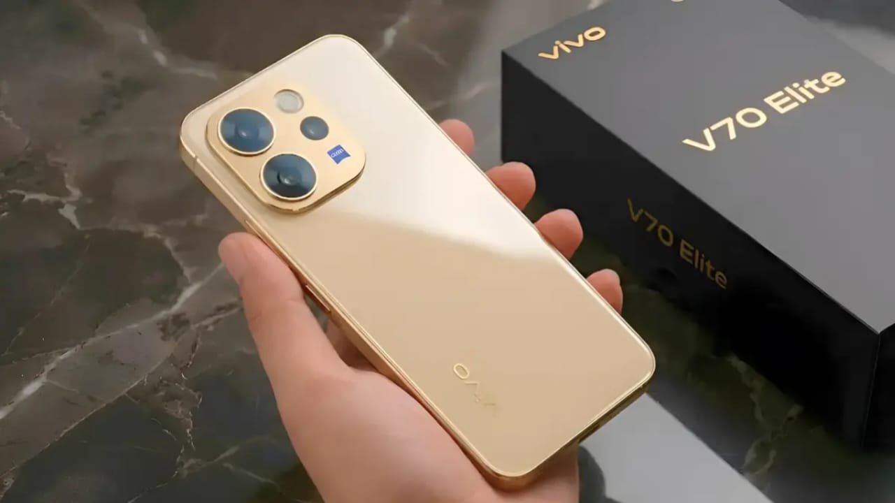 स्टाइलिश लुक में लॉन्च हुआ Vivo V70 Elite 5G! 200MP कैमरा 512GB स्टोरेज और 16GB RAM के साथ 7200mAh बैटरी, मात्र ₹10,499 रूपये में